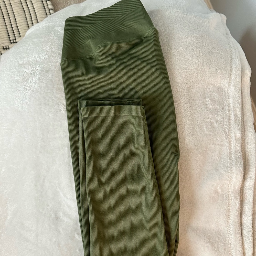 J. Crew Active - image 4